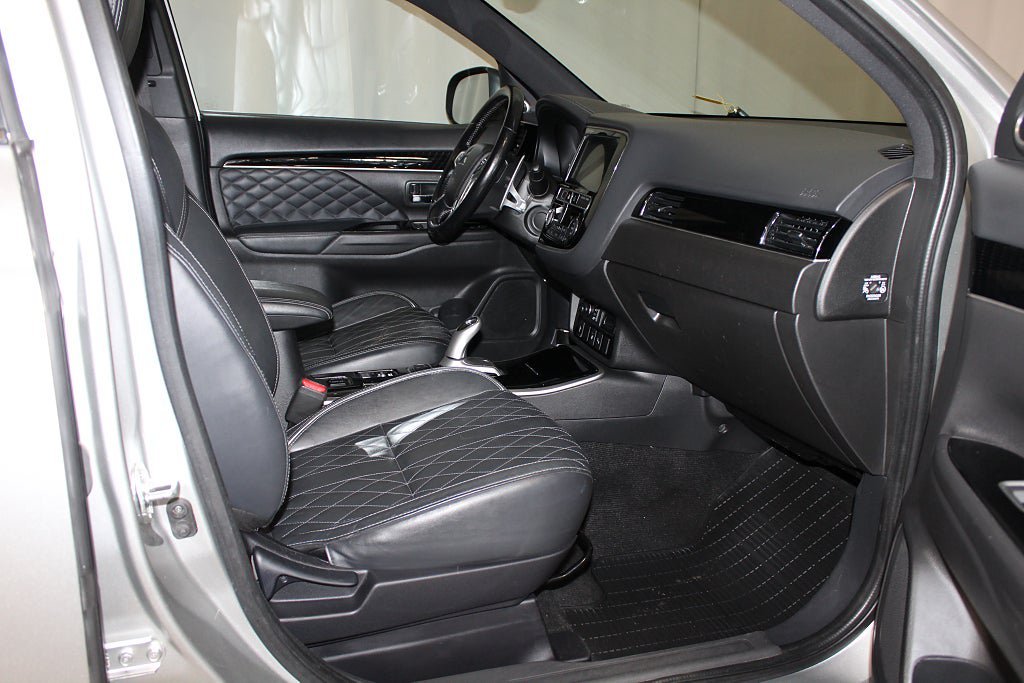 Vehicle Image 20