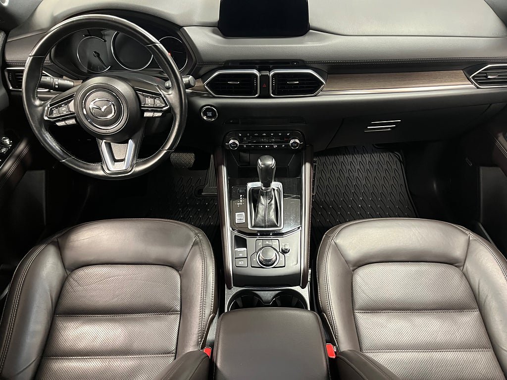 Vehicle Image 18