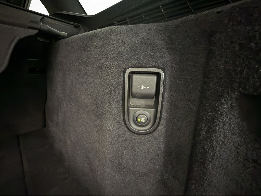 Vehicle Image 29