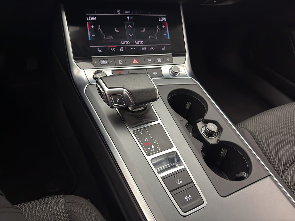 Vehicle Image 23
