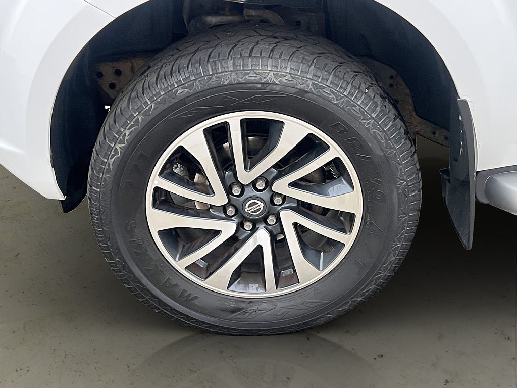 Vehicle Image 28