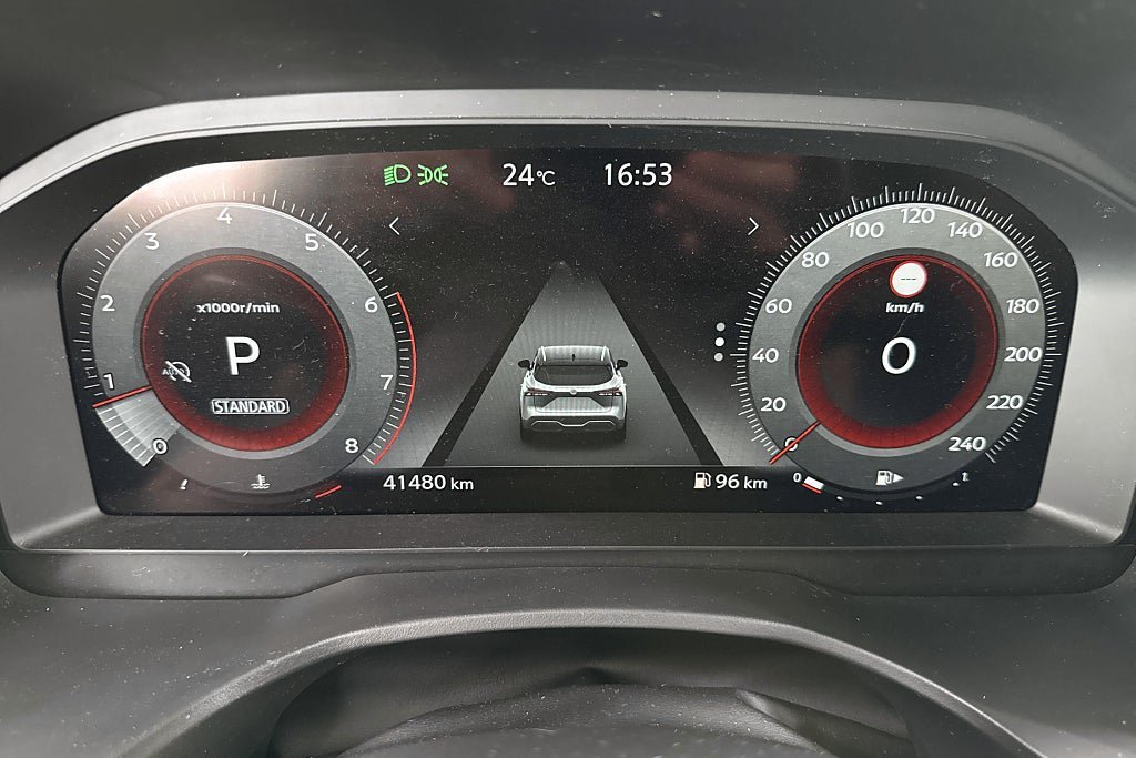 Vehicle Image 11