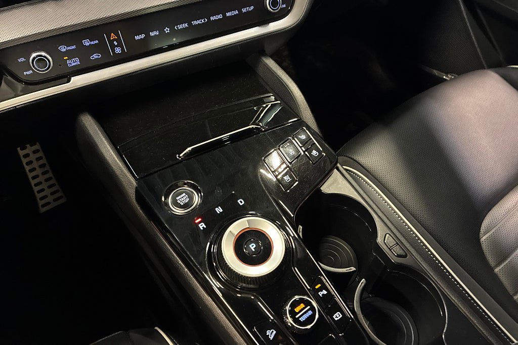 Vehicle Image 14