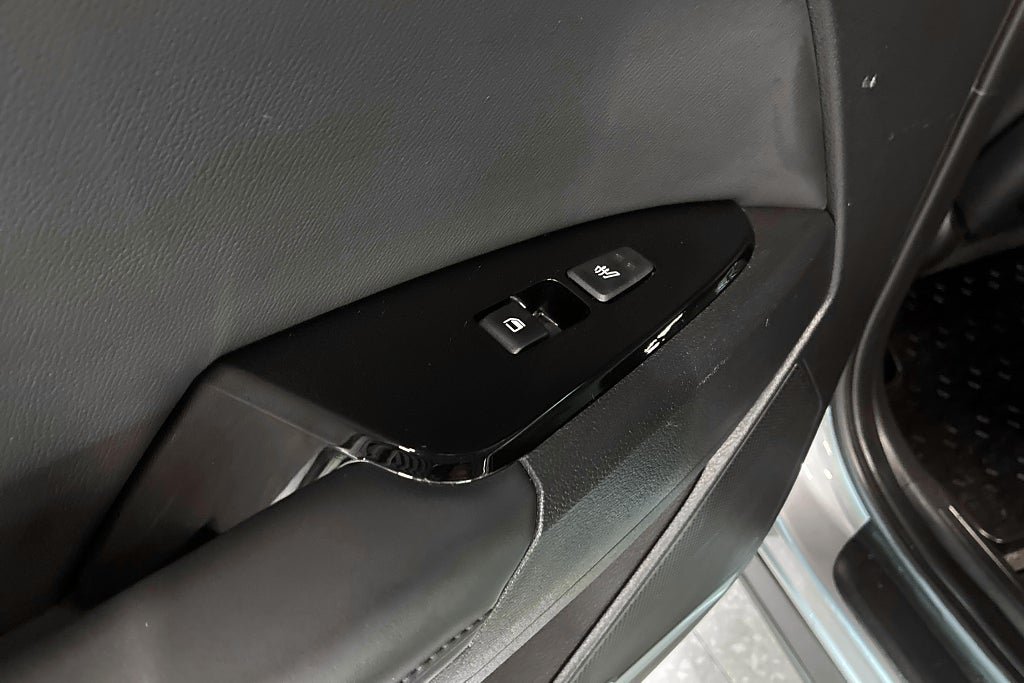 Vehicle Image 27
