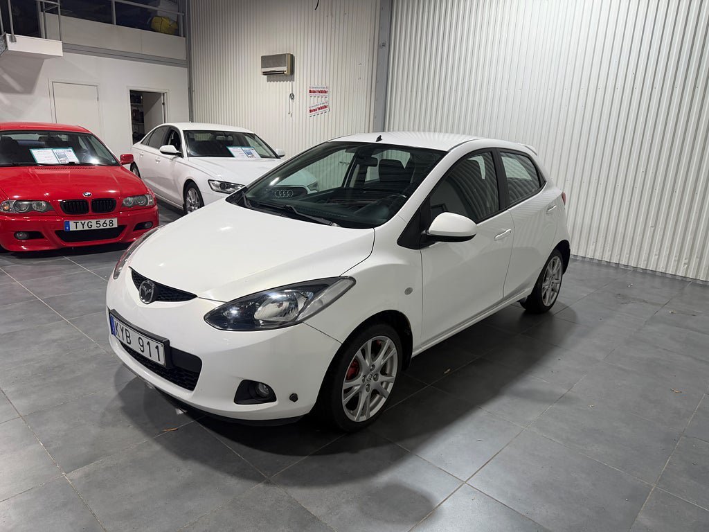 Vehicle Image 5