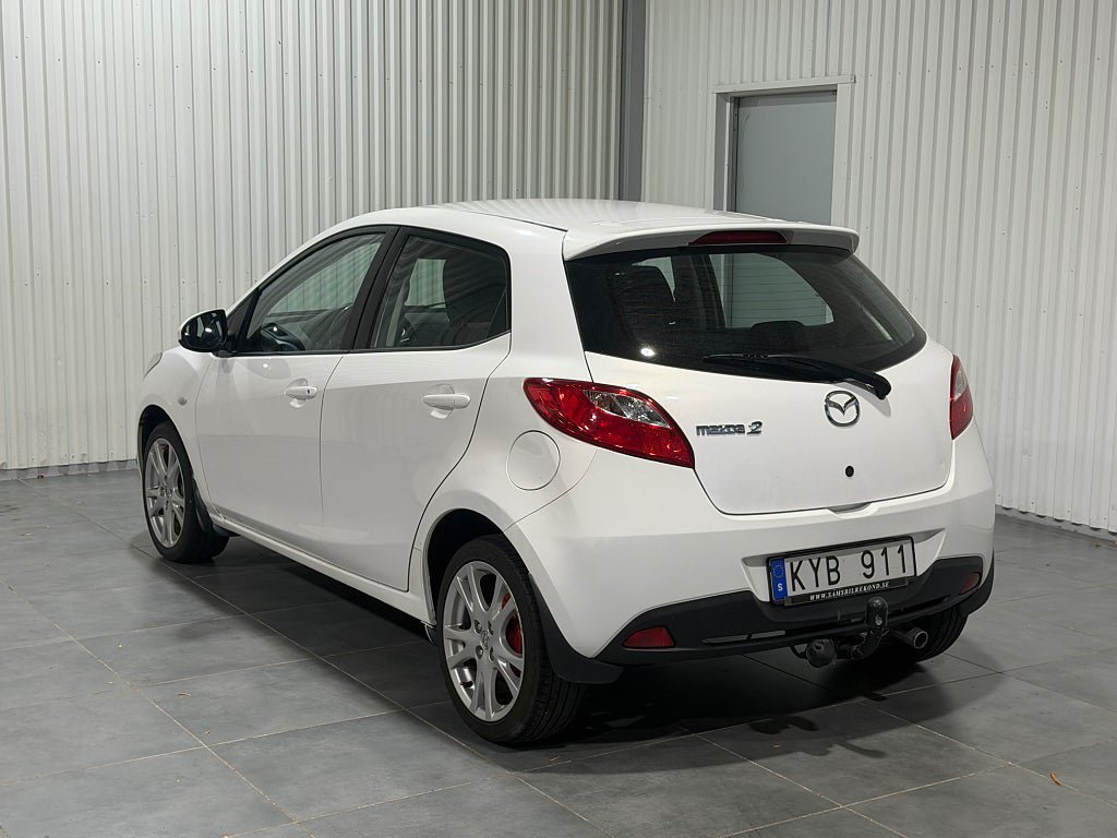Vehicle Image 6