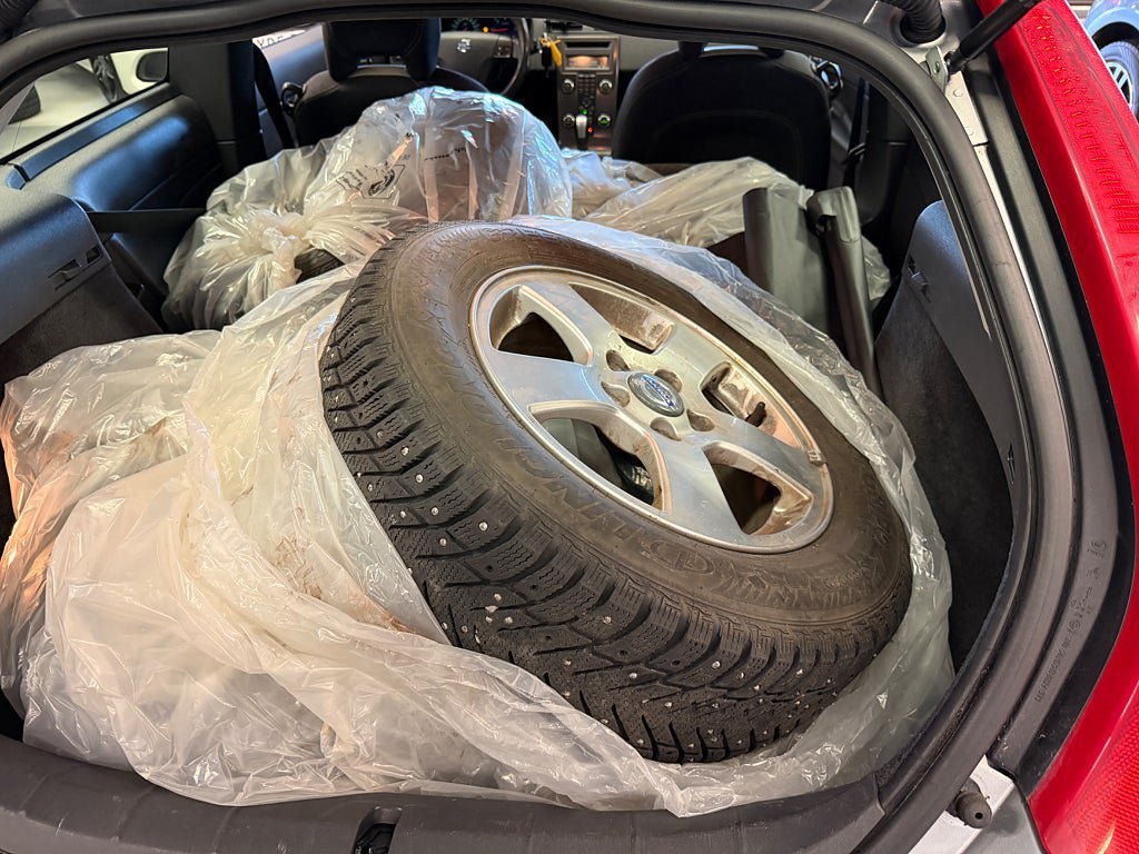 Vehicle Image 9