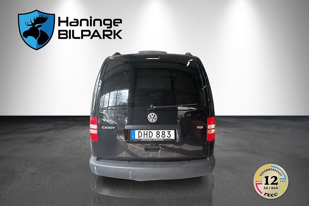 Vehicle Image 9