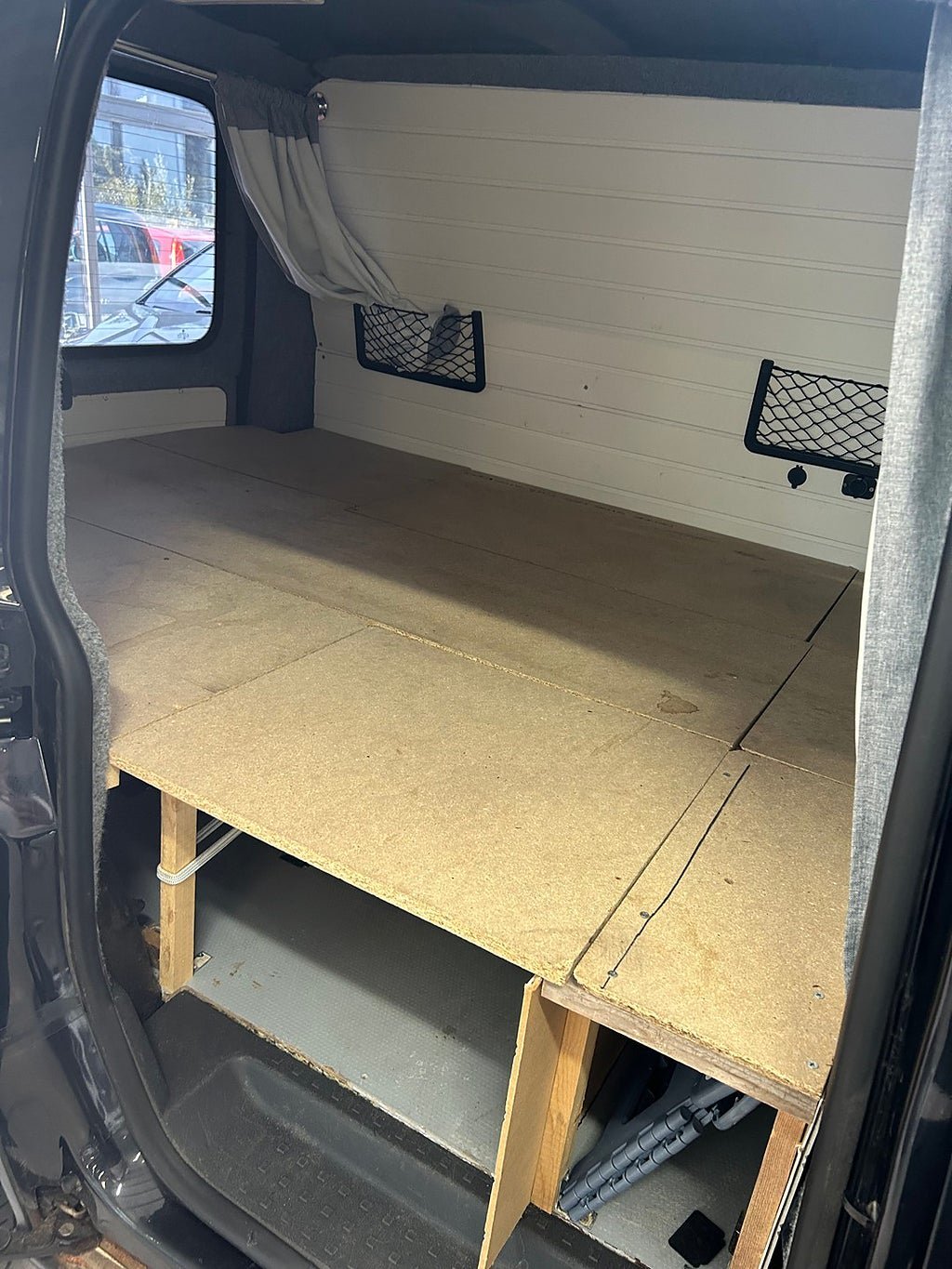 Vehicle Image 17