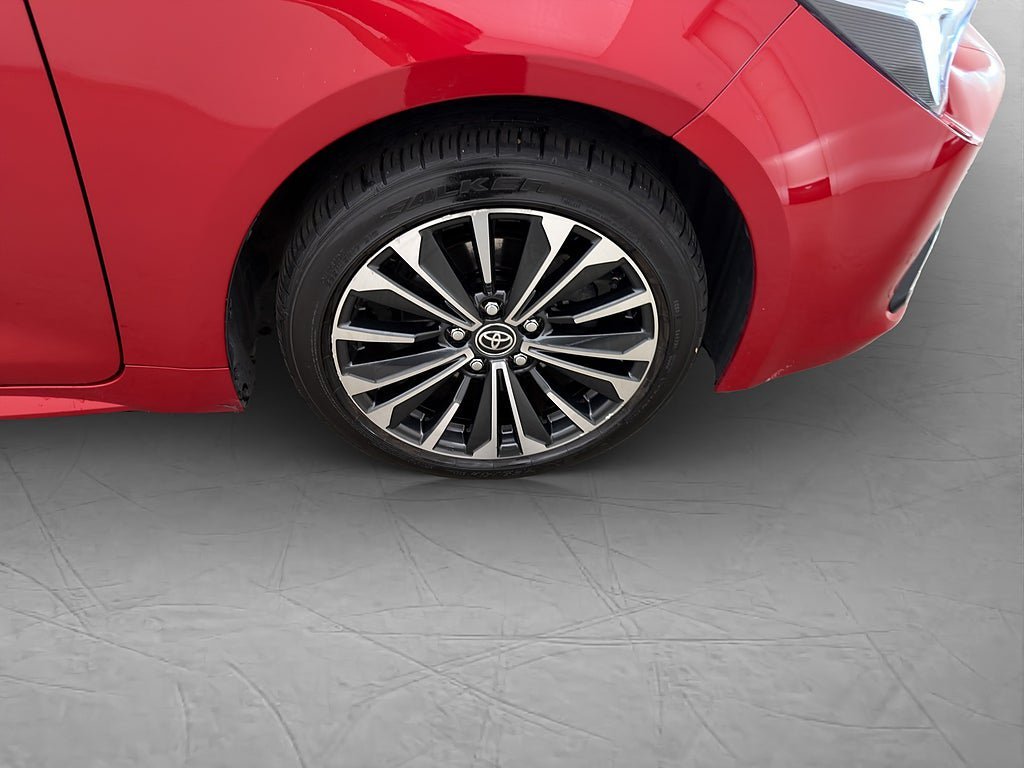 Vehicle Image 10