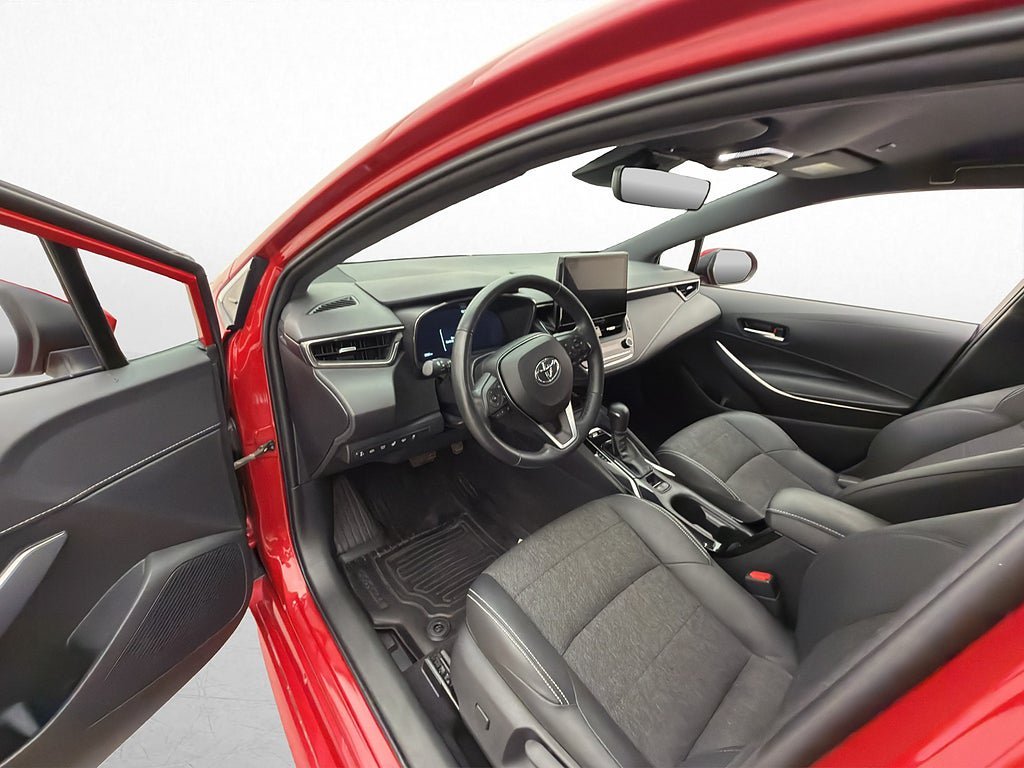 Vehicle Image 11