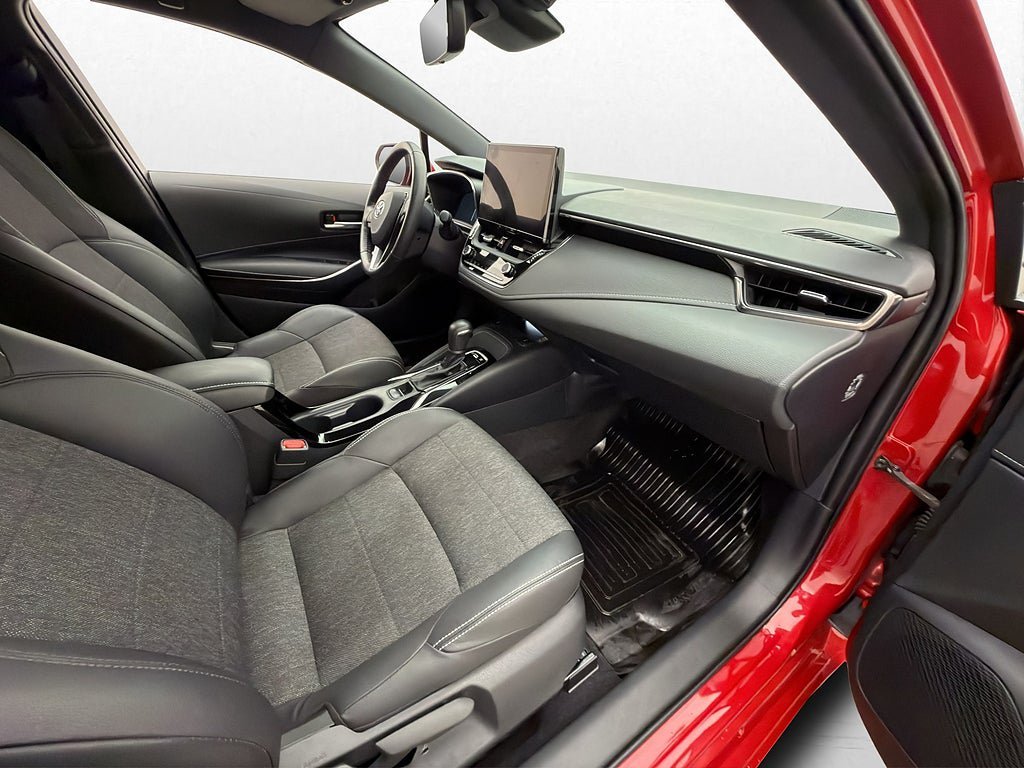 Vehicle Image 13