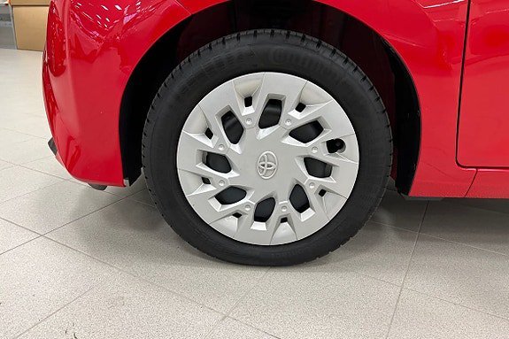 Vehicle Image 17