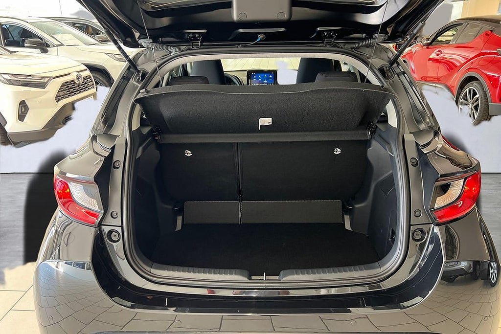 Vehicle Image 10