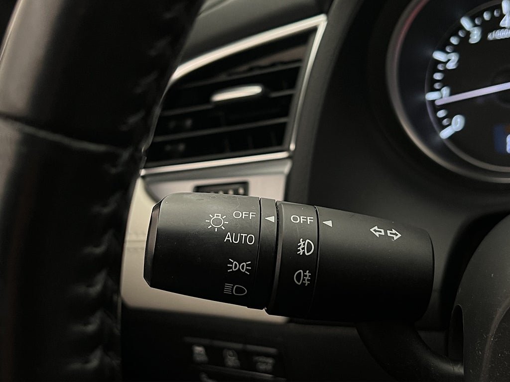 Vehicle Image 20