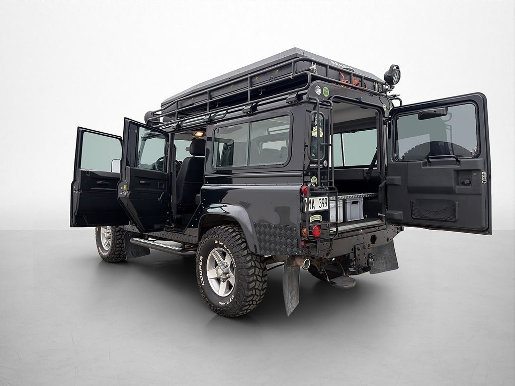 Vehicle Image 32