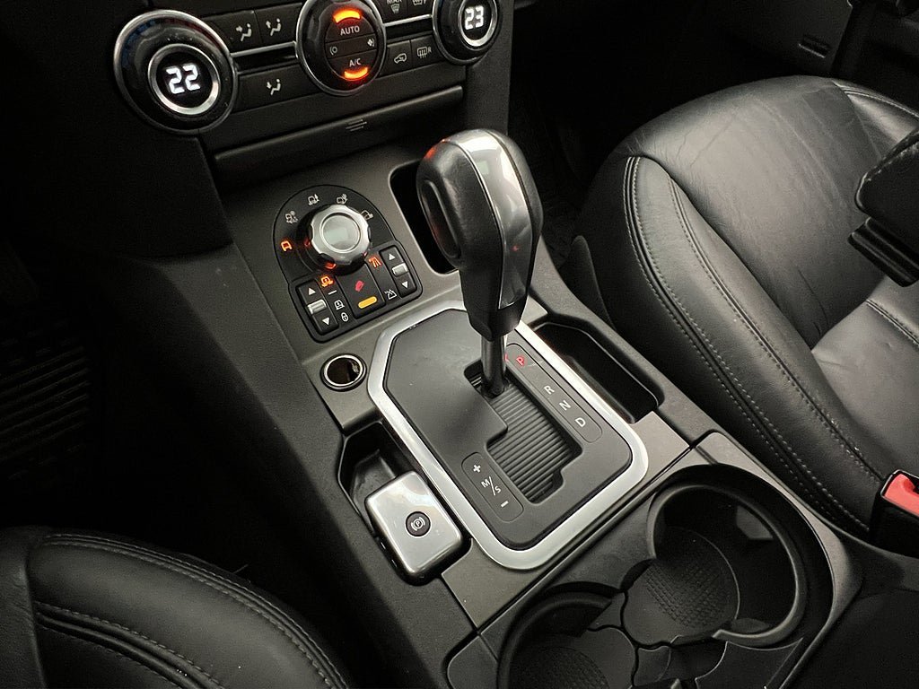Vehicle Image 23
