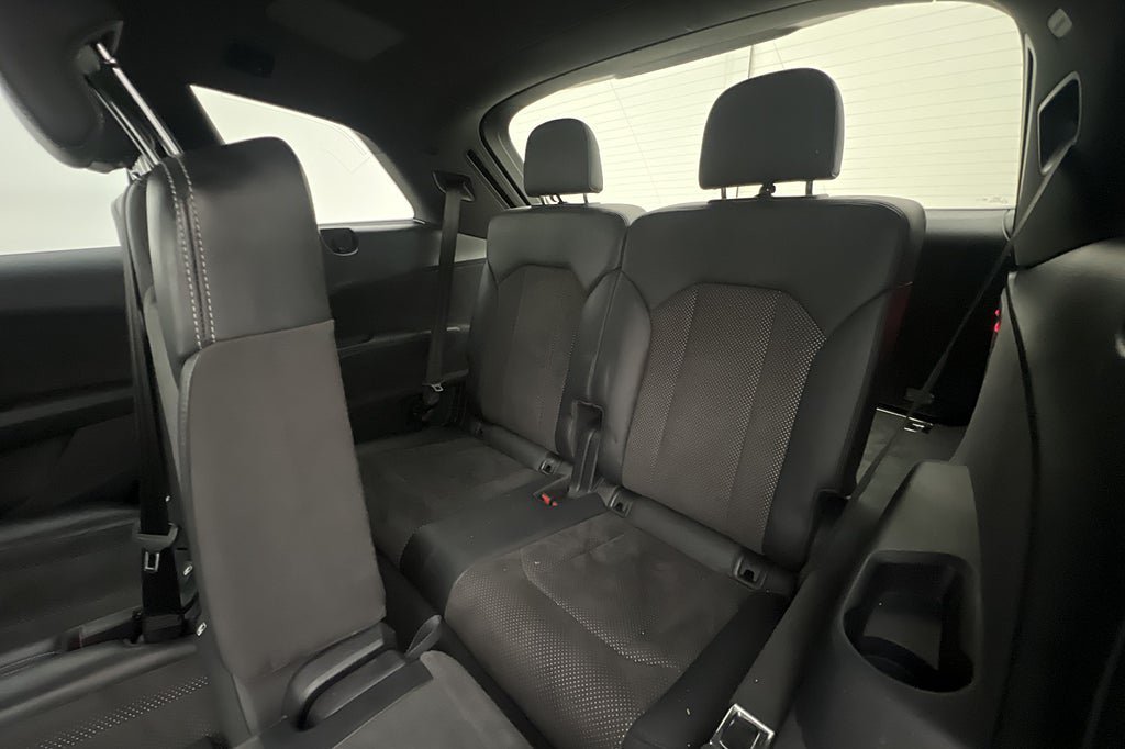 Vehicle Image 31