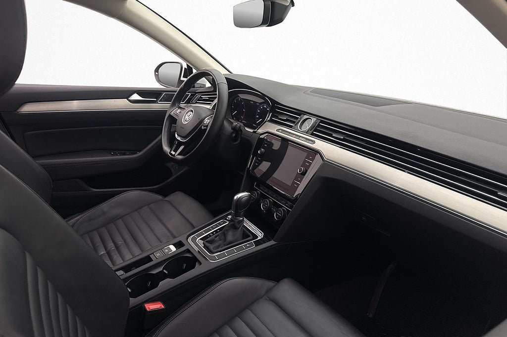 Vehicle Image 23