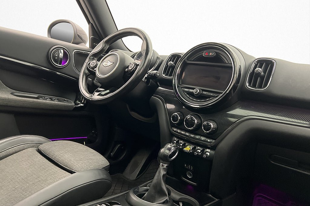 Vehicle Image 24