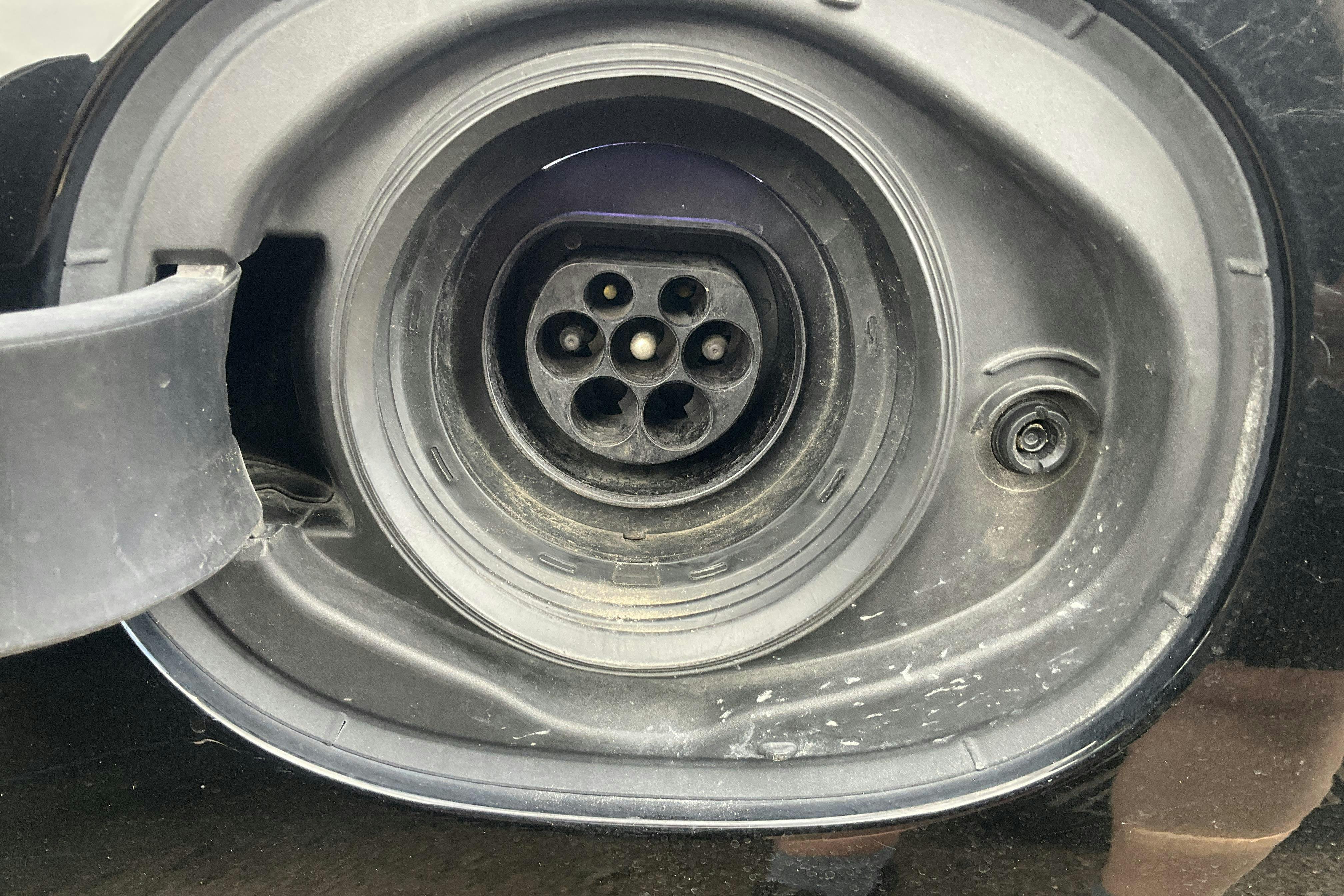 Vehicle Image 17