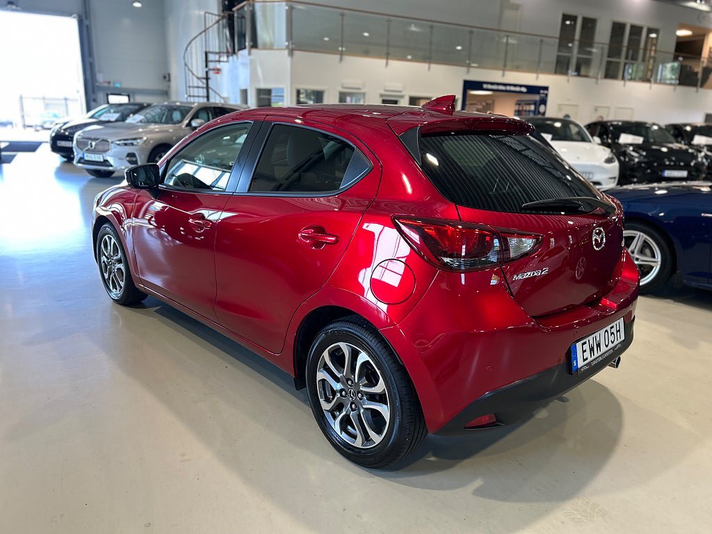 Vehicle Image 4