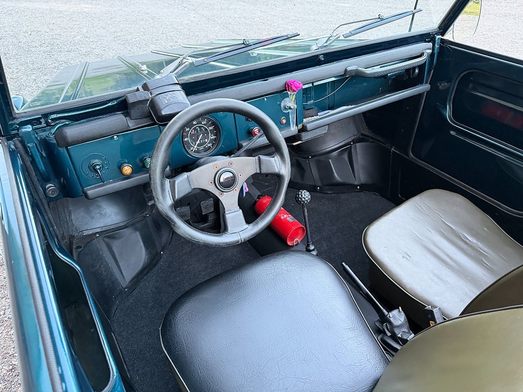 Vehicle Image 26
