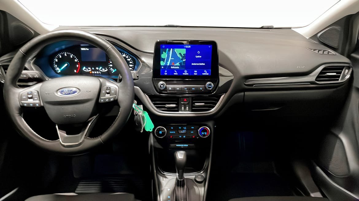 Vehicle Image 10