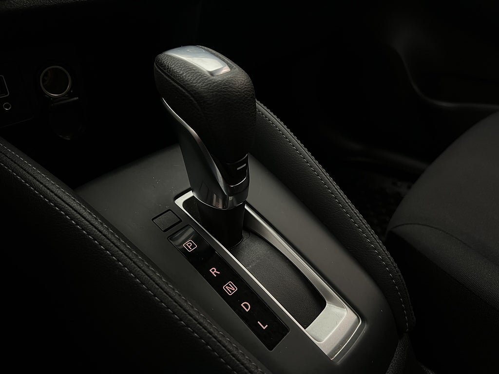 Vehicle Image 19