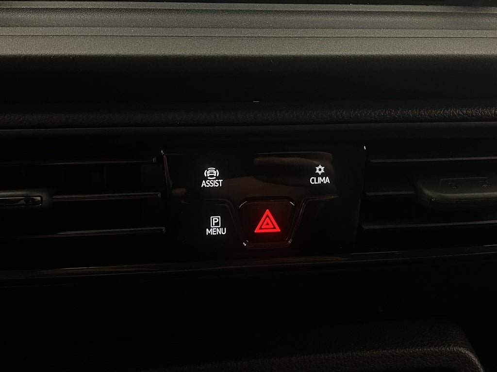 Vehicle Image 27