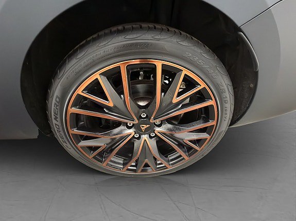 Vehicle Image 33