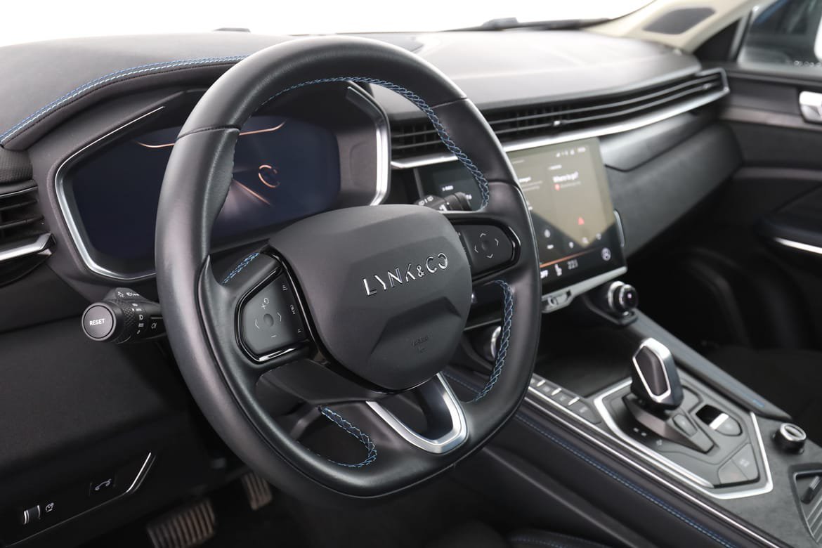 Vehicle Image 10