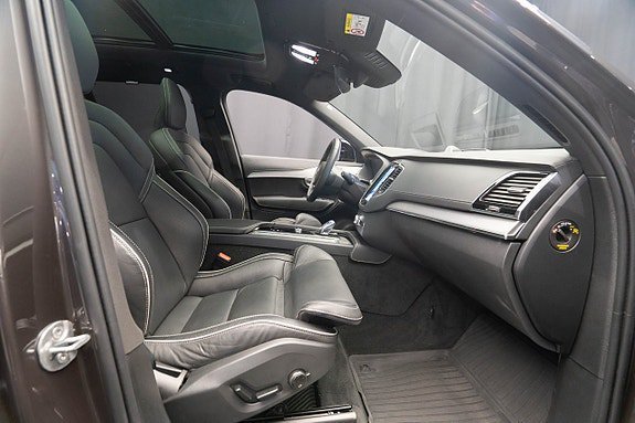 Vehicle Image 27