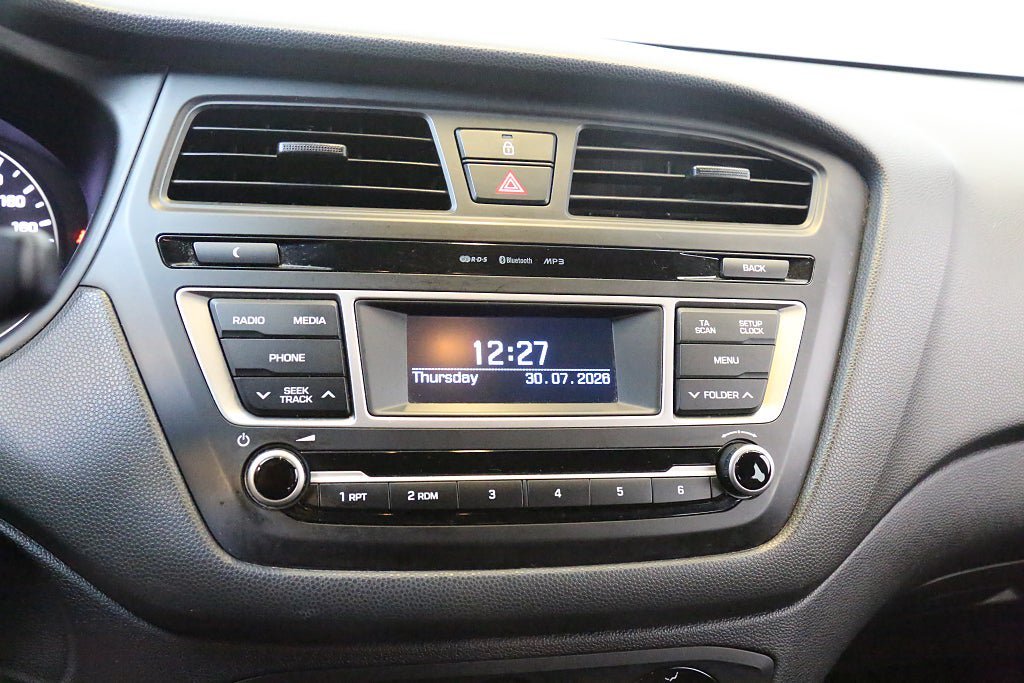 Vehicle Image 20
