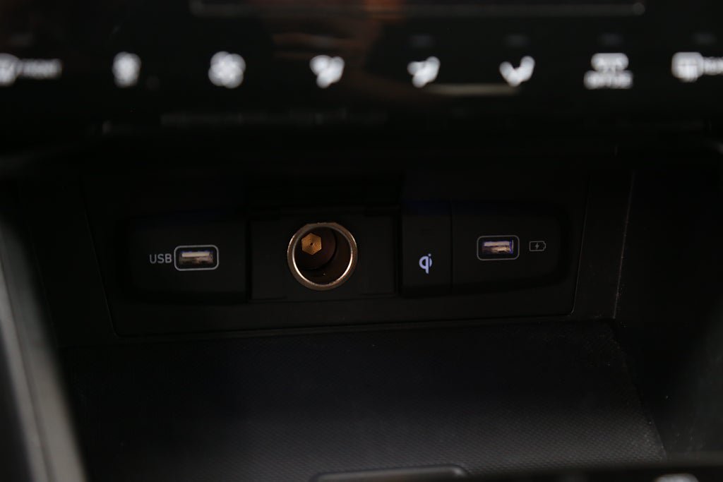 Vehicle Image 23