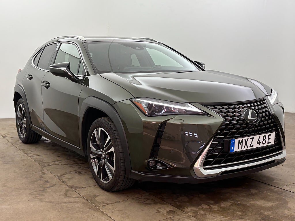 Vehicle Image 8