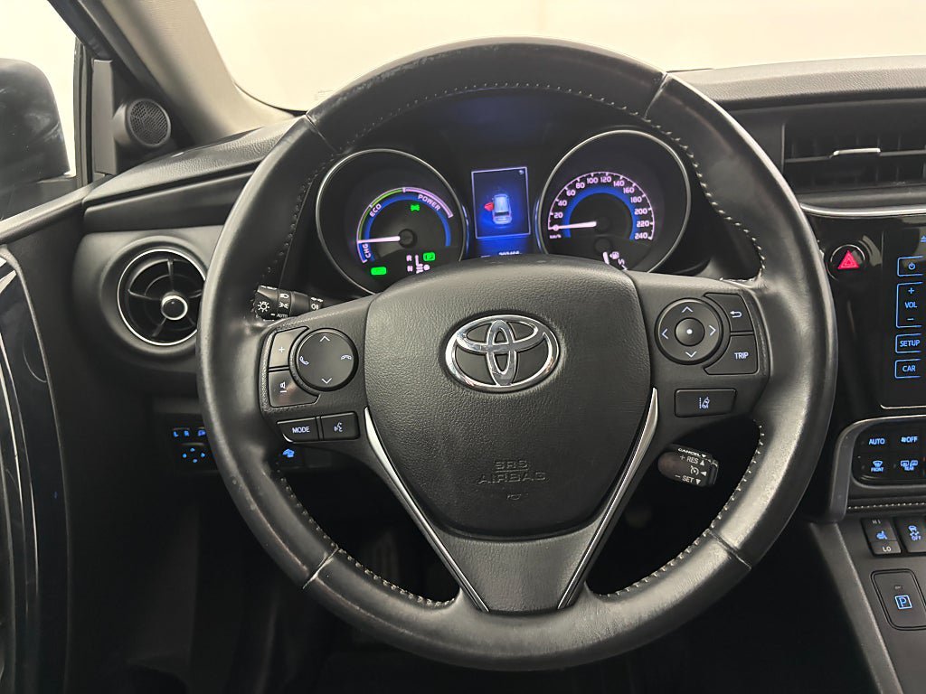 Vehicle Image 19