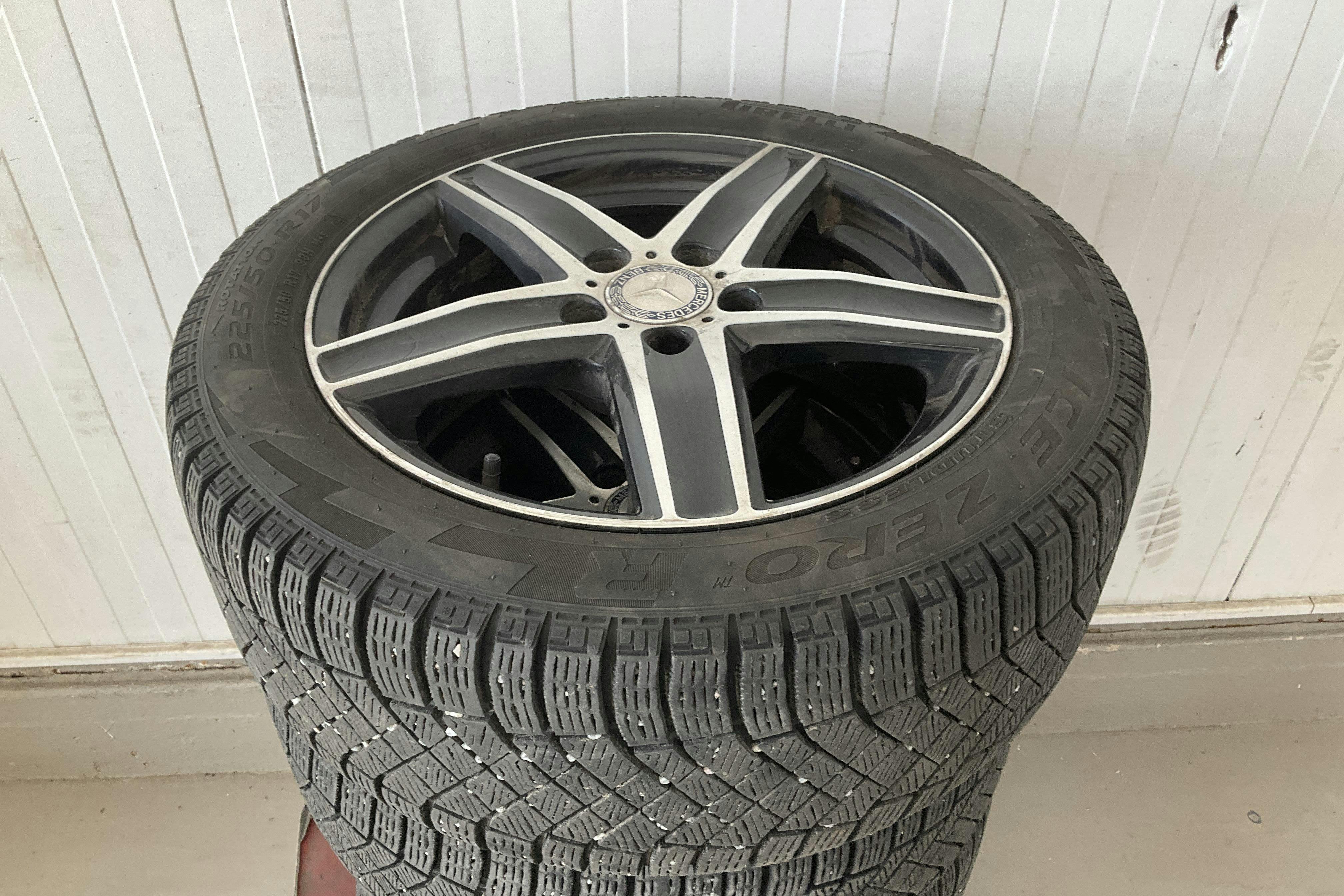 Vehicle Image 14