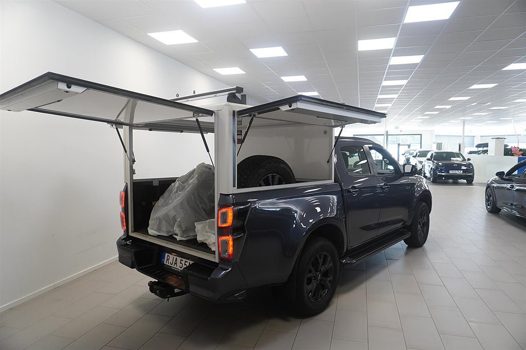 Vehicle Image 12