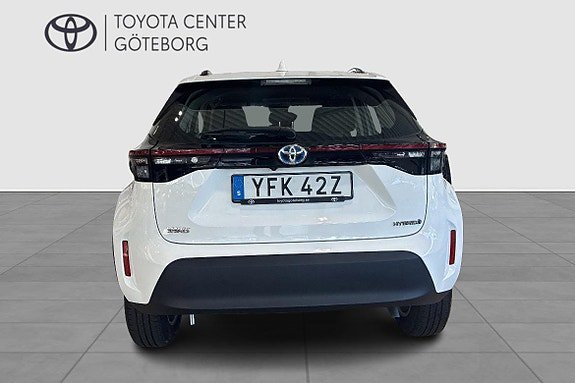 Vehicle Image 6