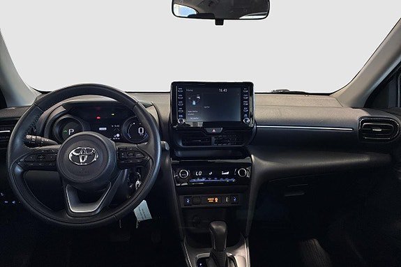 Vehicle Image 10