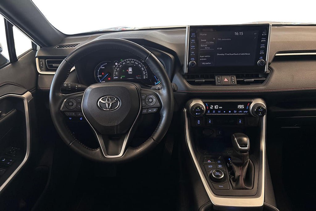 Vehicle Image 9