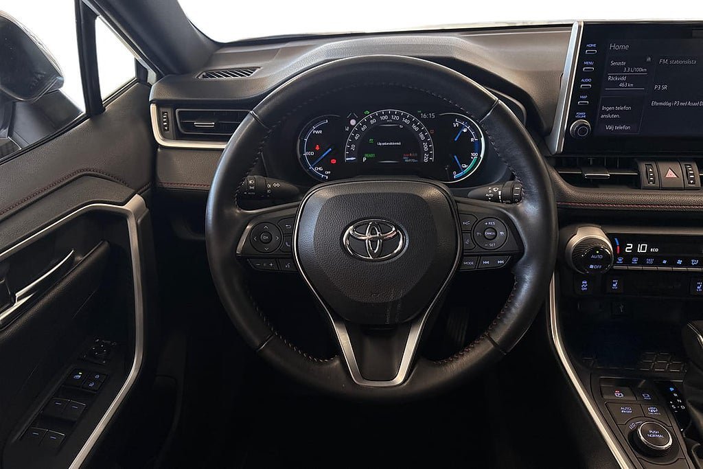 Vehicle Image 10