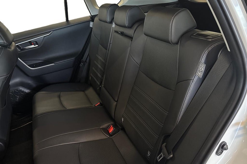 Vehicle Image 19