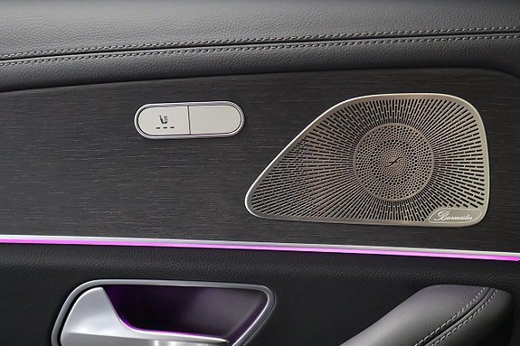 Vehicle Image 26