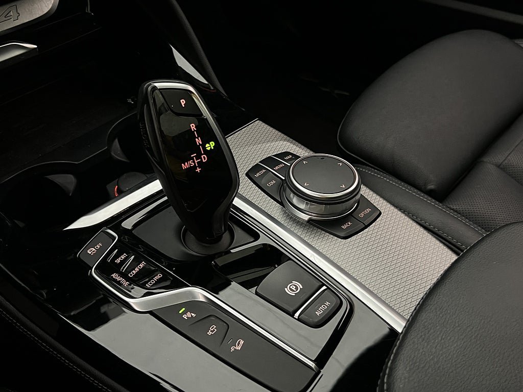 Vehicle Image 33