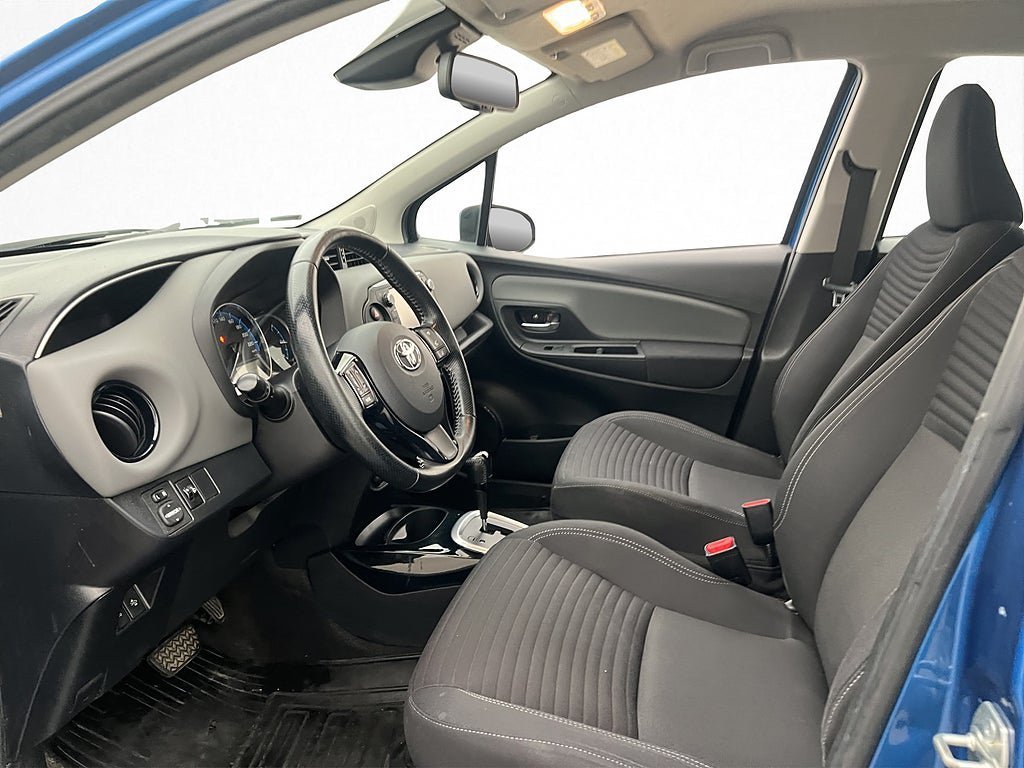 Vehicle Image 22