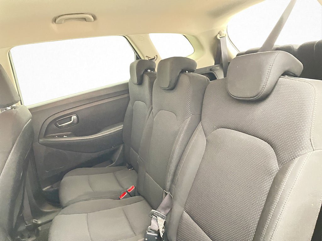 Vehicle Image 22