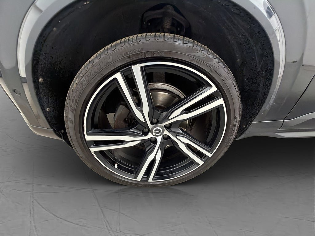Vehicle Image 38