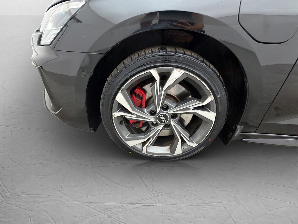 Vehicle Image 30